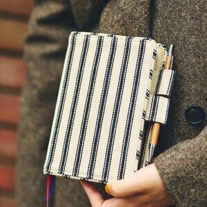 Hobonichi Lined Fabric Herringbone (Ivory x Black) A6 2025 w Uniball Pen - NEW